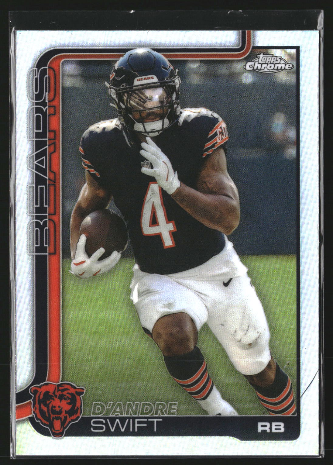 D'Andre Swift 2025 Topps Chrome 53 Refractor Chicago Bears