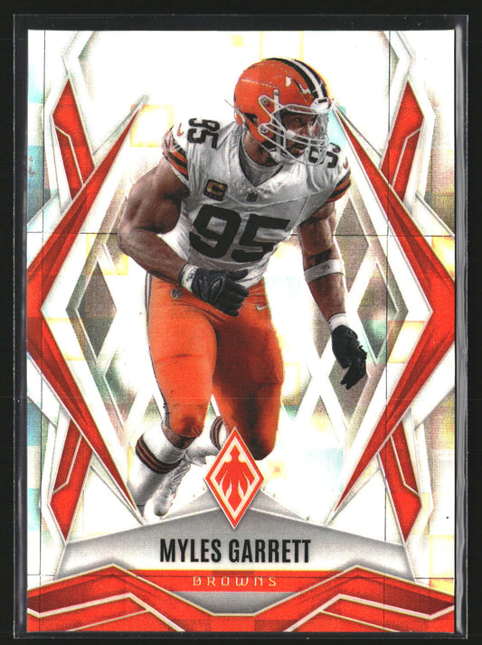 Myles Garrett 2025 Panini Phoenix 73 Silver Pyramids Prizm Cleveland Browns