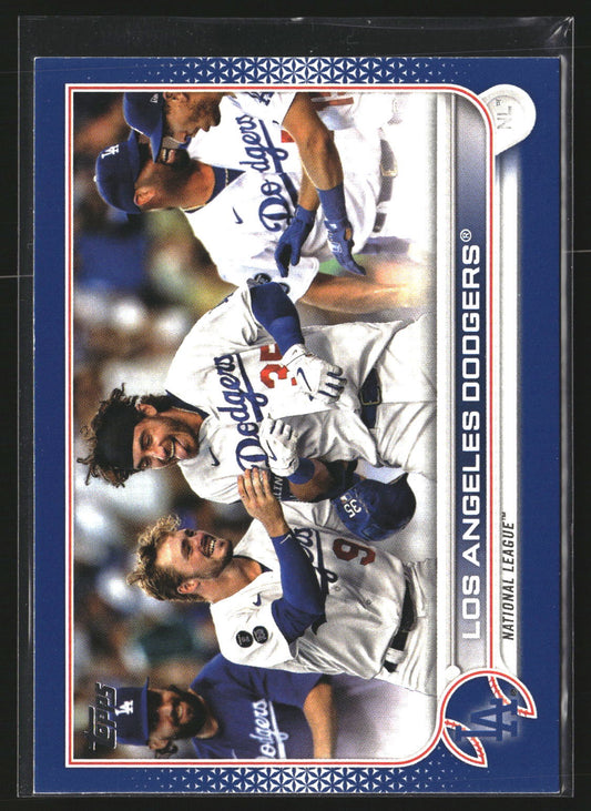 Los Angeles Dodgers 2022 Topps 469 Los Angeles Dodgers
