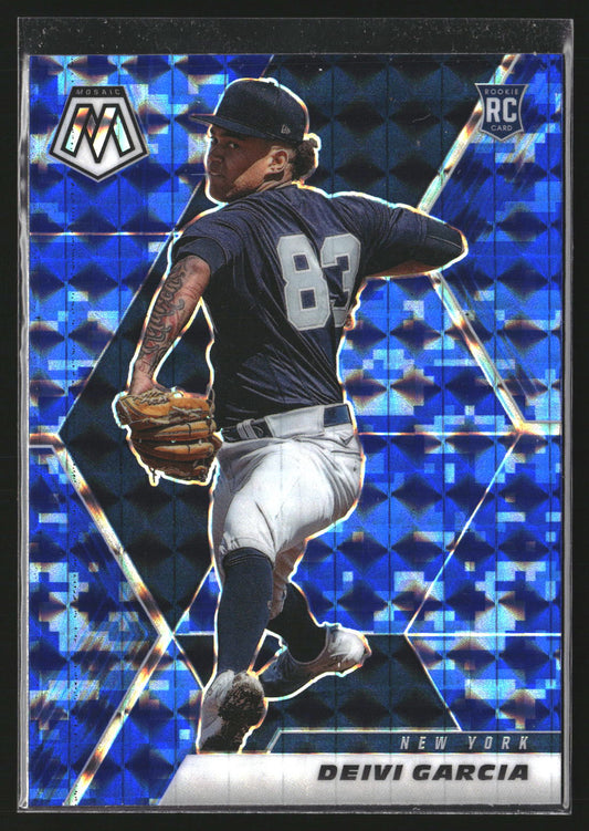 Deivi Garcia 2021 Panini Mosaic 215 Blue Camo RC RC New York Yankees